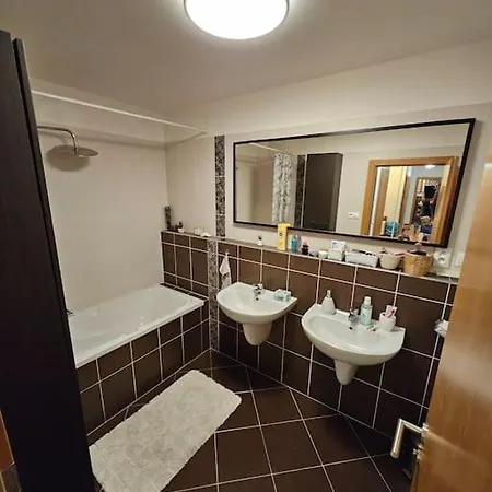 Nádherný V Krásném Prostředí Apartamento Praga