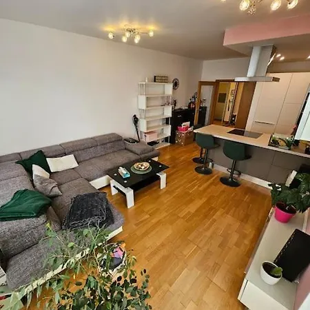 Nadherny V Krasnem Prostredi Appartement